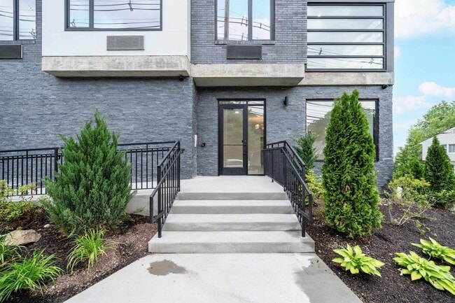 Building Photo - 3309 Liberty Ave