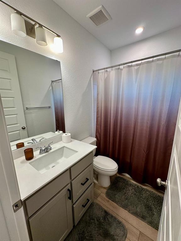 Building Photo - 1113 Scenic Grn Lp