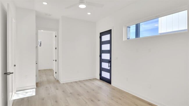 Building Photo - 6119 Atwood St