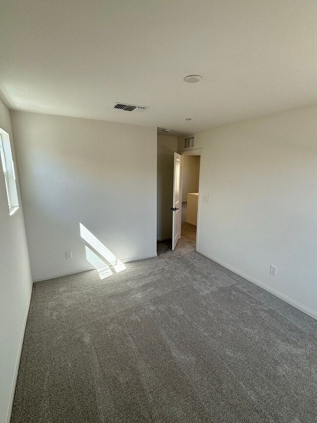 Building Photo - New Construction Beauty in Inspirada with 3 Bed 2.5 Bath, Loft & Open Layout