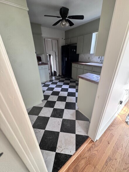 Building Photo - 4161 Palm St