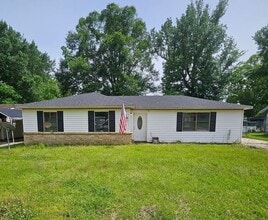 Building Photo - 402 Lefoi Ln