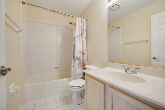 Building Photo - 2234 Seaver Ln