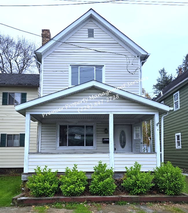 Building Photo - 1802 3rd Ave