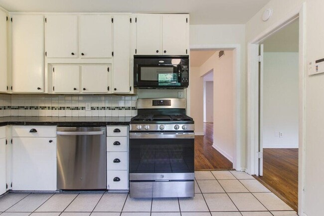 Building Photo - 2929 N Utah Ave