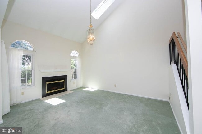Building Photo - 178 Kettlebrook Dr