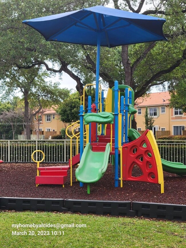 Building Photo - 4967 Tradewinds Ter