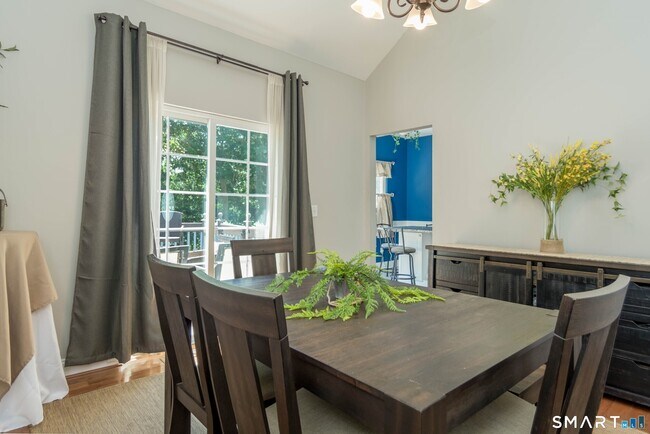 Building Photo - 30 Hickory Hill