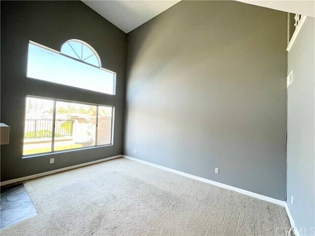 Building Photo - 1520 N Mountain Ave