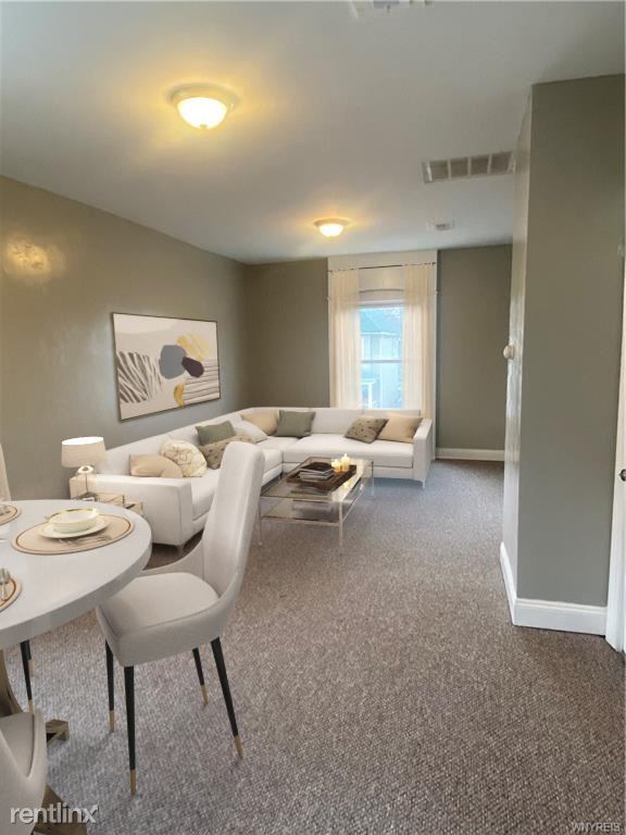 Building Photo - 3 br, 1 bath Duplex - 93 Hayden Street B