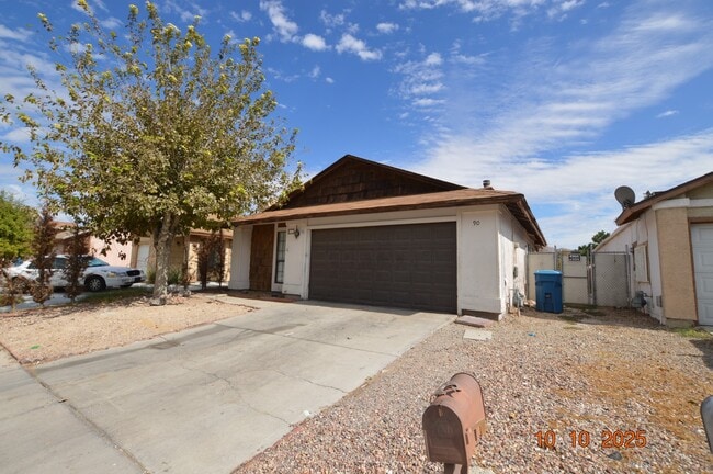 Building Photo - 90 Parrish Ln