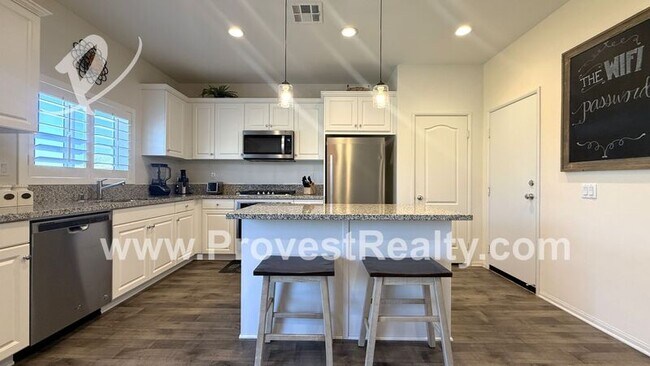 Building Photo - 11760 Sierra Rd