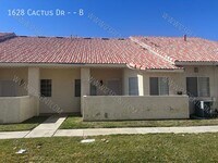 Building Photo - 1628 Cactus Dr