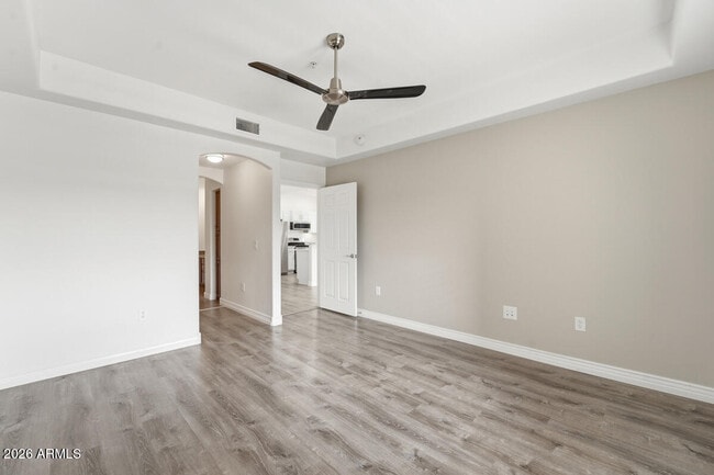 Building Photo - 5450 E Deer Valley Dr