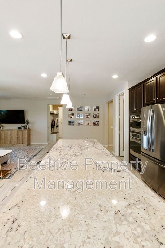 Building Photo - 22282 E Pickett Ct