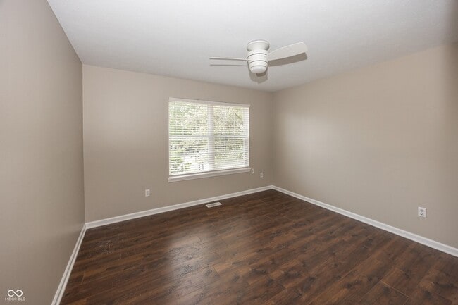 Building Photo - 2410 Silver Ct