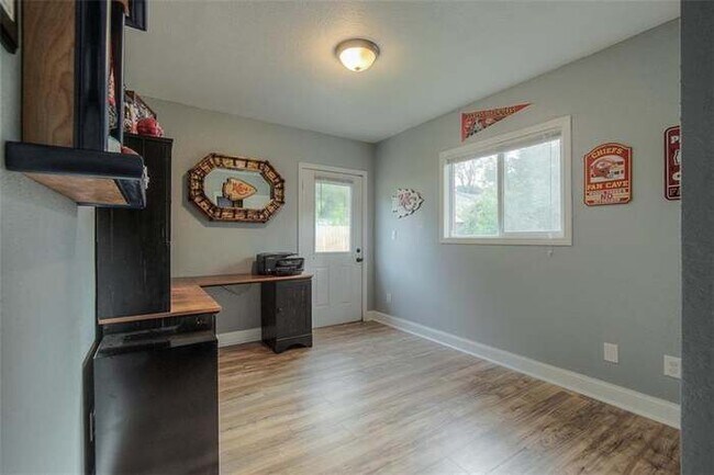 Building Photo - 5041 N Garfield Ave