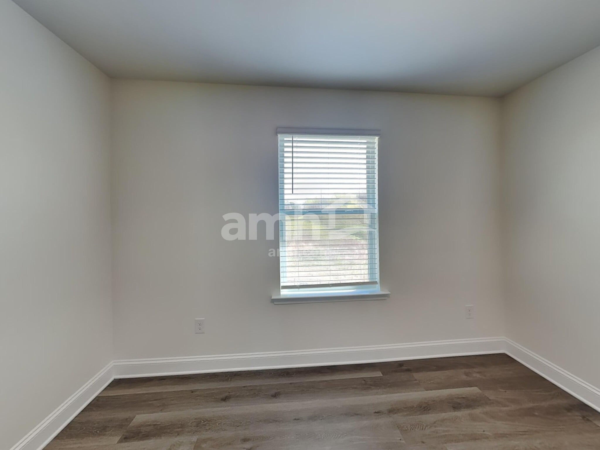 Building Photo - 3460 Lincoln Hts Ln