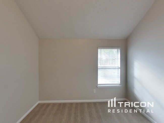 Building Photo - 410 Creekview Boulevard Covington GA