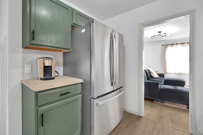 Building Photo - 2312 Willemette Ct