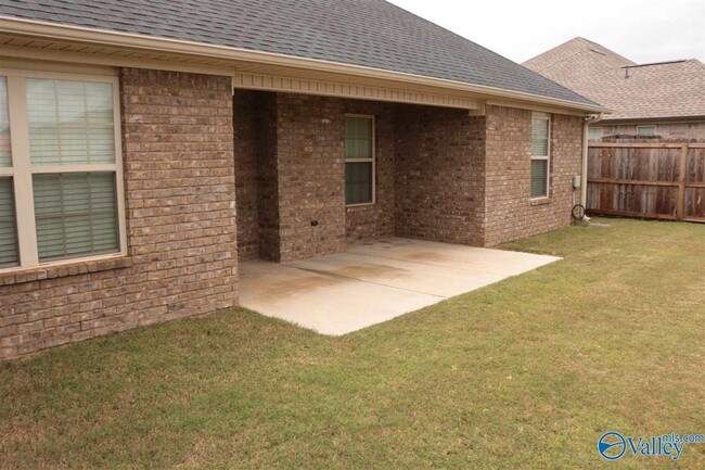 Building Photo - 13292 Callaway Dr