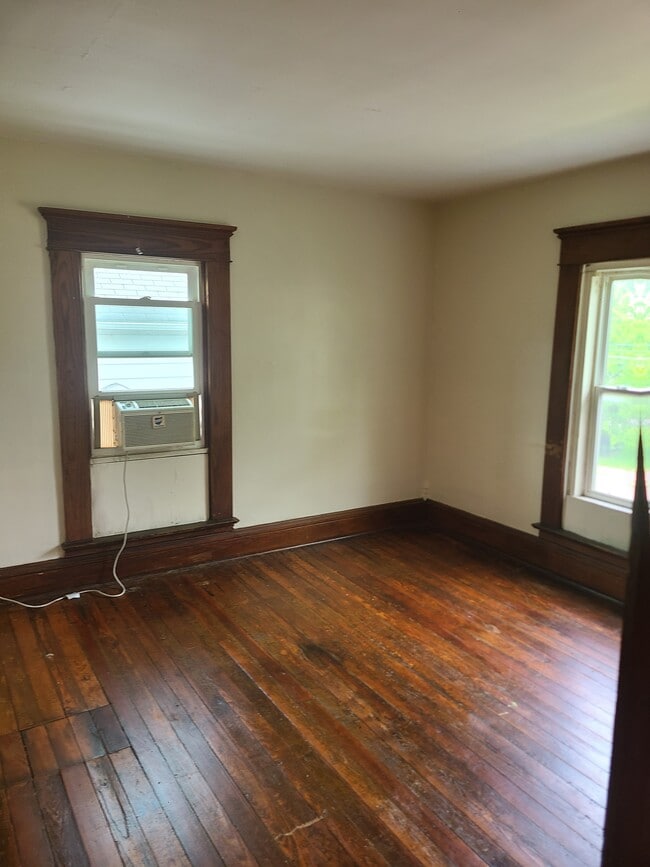 Building Photo - S Main - Mansfield - Duplex