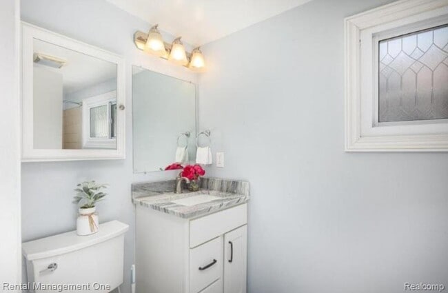 Building Photo - 508 Miller Ave