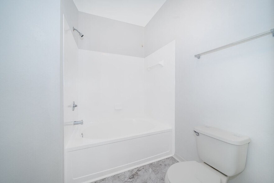 Building Photo - 5144 City St