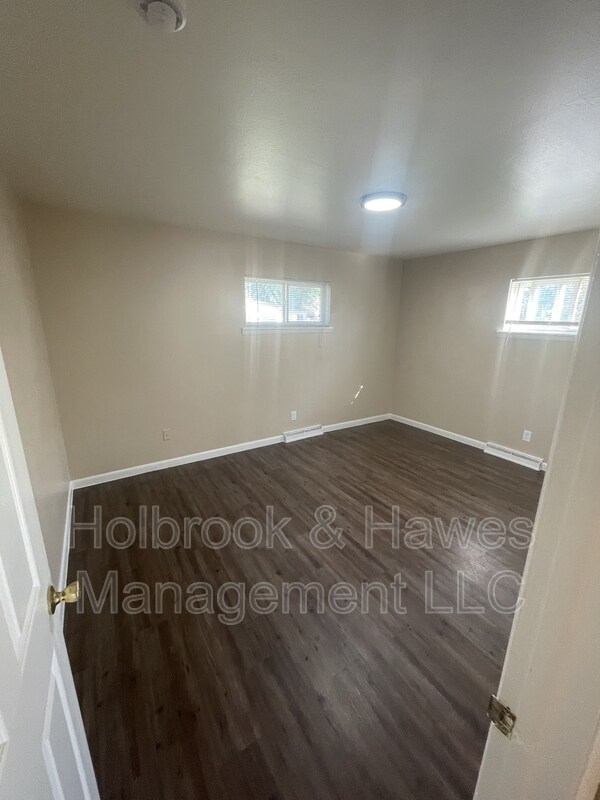 Building Photo - 3613 Highland Dr