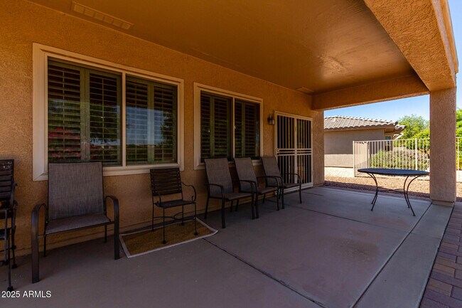 Building Photo - 15027 W Home Run Dr