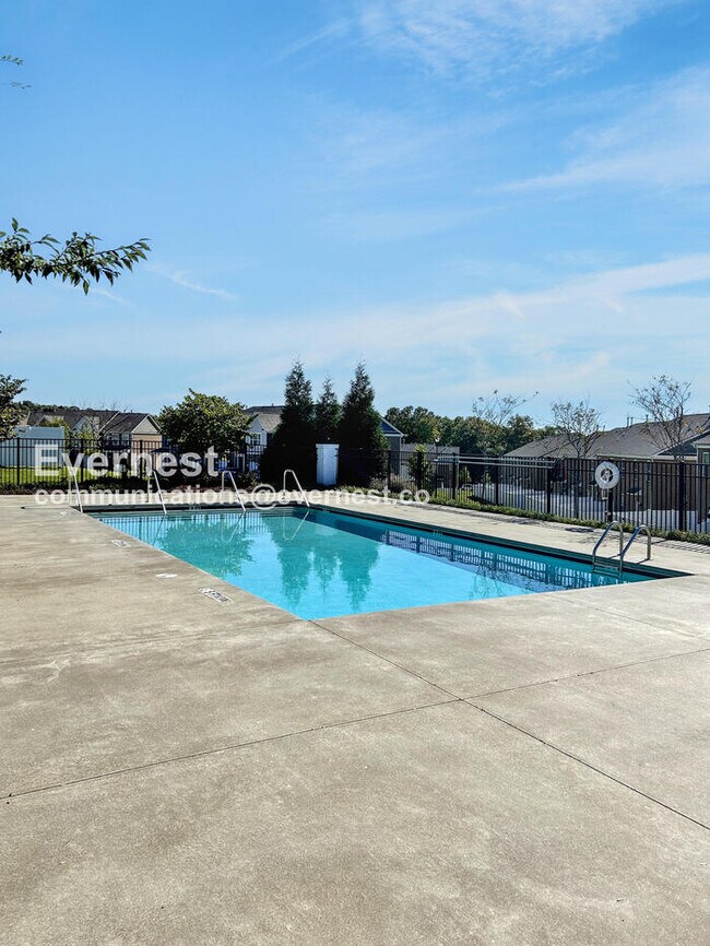 Building Photo - 4152 Grapevine Loop