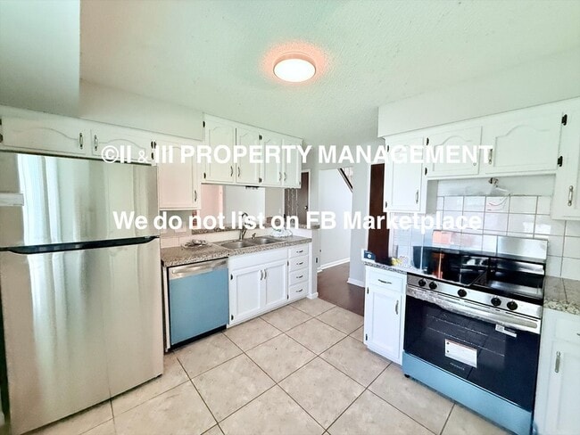Building Photo - 138 E Nelson Cir
