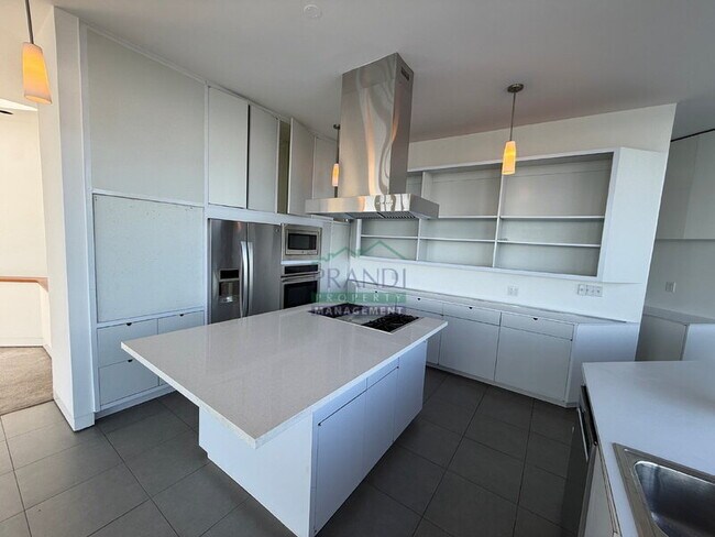 Building Photo - 509 Cloudview Trail