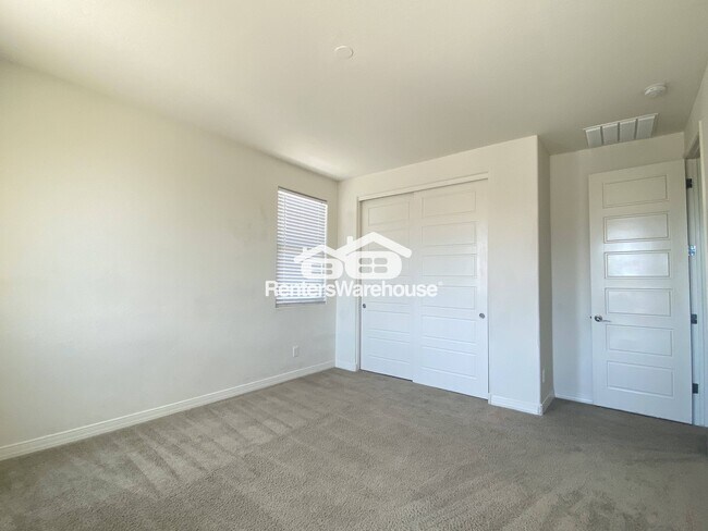 Building Photo - 22868 E Desert Hills Dr