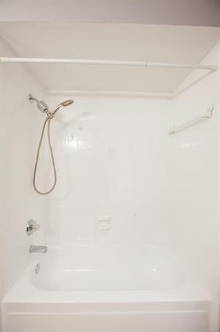 Building Photo - 1124 Kesser Dr