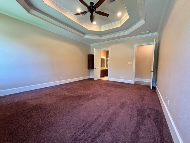 Building Photo - 1111 Armadillo Rd