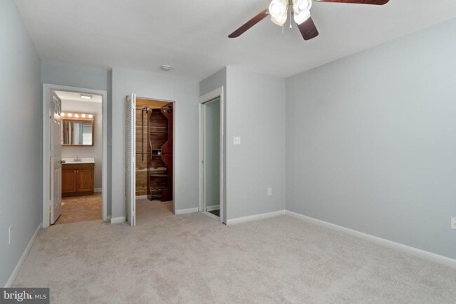 Building Photo - 430 Cedar Creek Dr