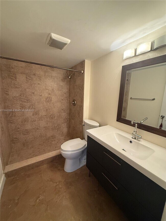 Building Photo - 650 SW 124th Terrace