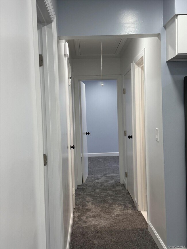 Building Photo - 21 Cochran Pl