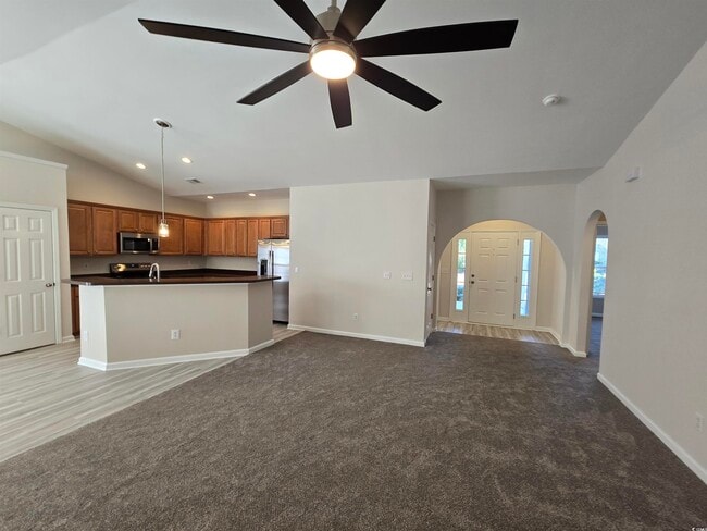 Building Photo - 129 Powder Springs Loop