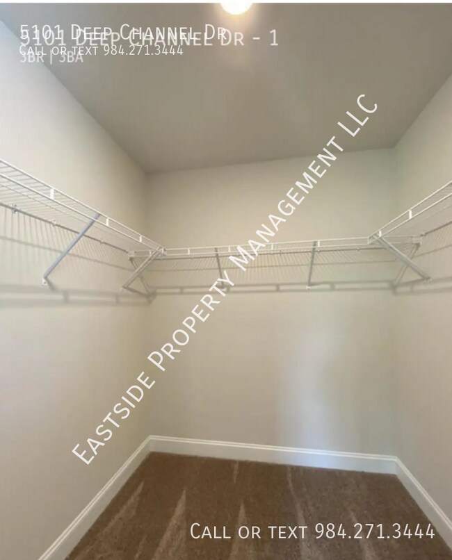 Building Photo - 5101 Deep Channel Dr