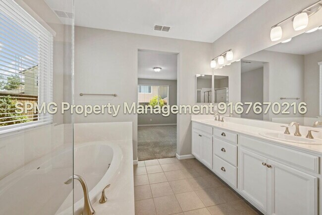 Building Photo - Modern Rocklin Home for Rent — 3 Bed, 2.5 Bath, 2,300 Sq Ft in Desirable Preserve Community