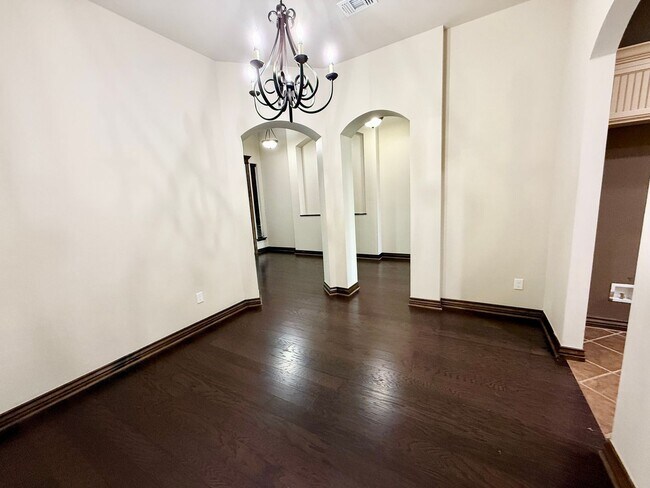 Building Photo - 4321 Carrington Ct