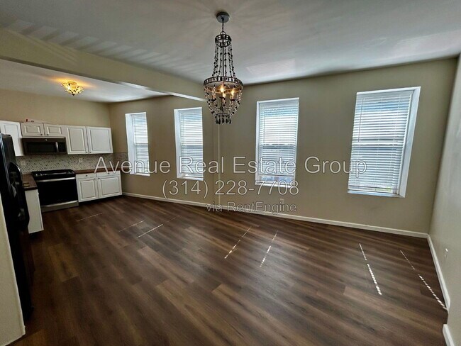 Building Photo - 4439 Virginia Ave
