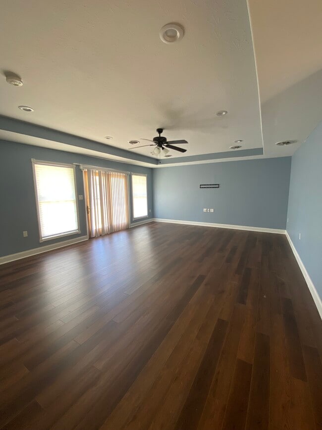 Building Photo - 1198 W. Social Row Rd.