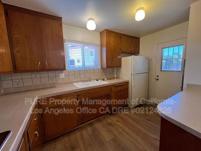 Building Photo - 19327 Reinhart Ave