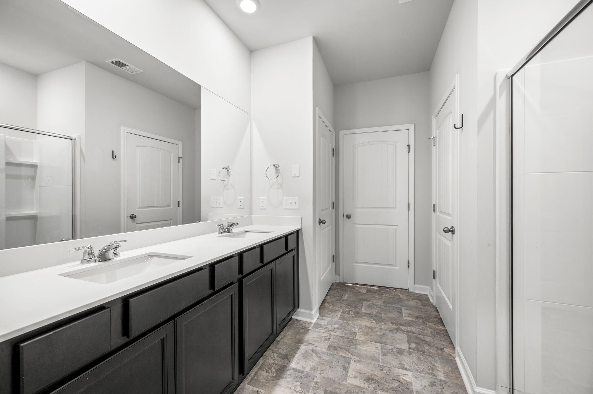 Building Photo - 7277 Sunny Parks Dr