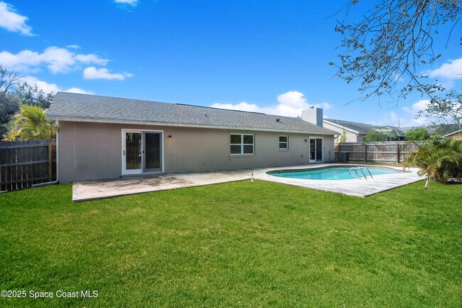 Building Photo - 2291 Macedo Rd NE