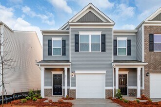 Building Photo - Beautiful Brand New 3 Bedroom 2.5 Bath Townhome in Hickory Glen!