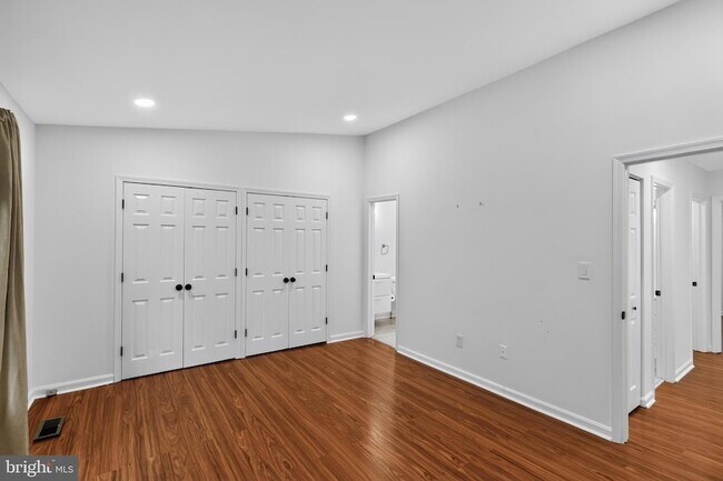 Building Photo - 51 Oak Crest Ct